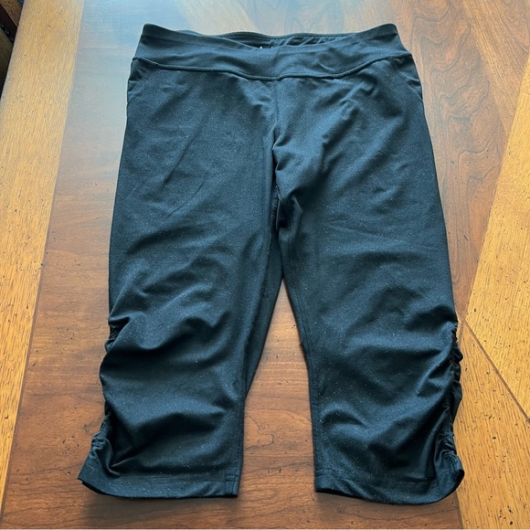 Aspire Pants - Aspire Ladies Capri Ruched Workout Leggings